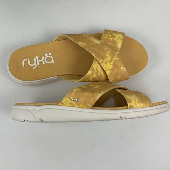 Ryka yellow/gold summer sandals - Picture 3 of 6
